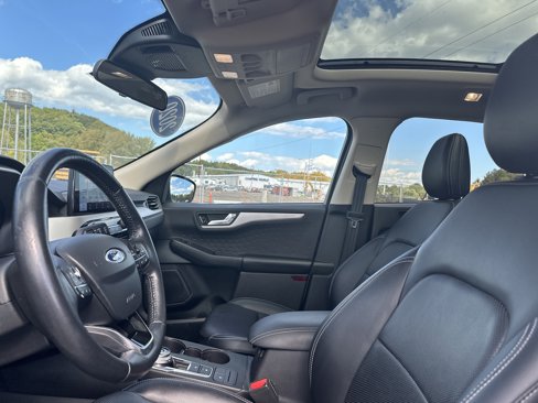 Used 2020 Ford Escape SE Sport image 11