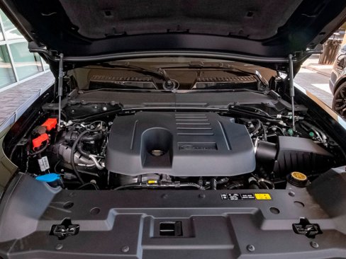 New 2025 Land Rover Defender 130 X-Dynamic SE image 55