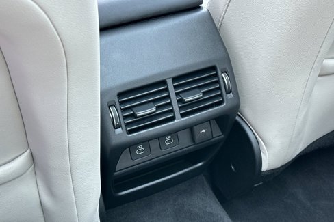 Certified 2024 Land Rover Discovery Sport S image 13