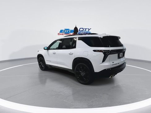 New 2026 Chevrolet Traverse RS w/ LPO, Floor Liner Package image 7