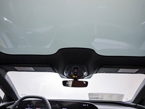 New 2025 Audi S6 e-tron Prestige image 18