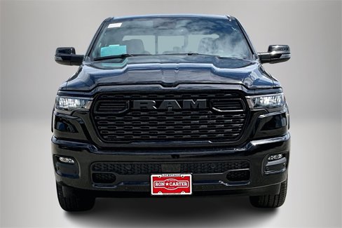New 2026 RAM 1500 4x4 Crew Cab image 13