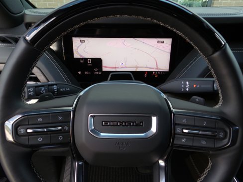 Used 2025 GMC Yukon Denali Ultimate image 33