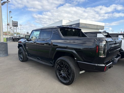 New 2026 GMC Hummer EV 4x4 Crew Cab image 8