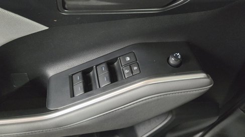 Used 2023 Toyota Highlander LE image 21