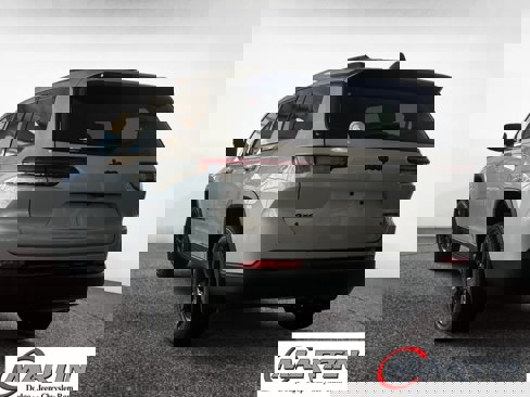 New 2025 Jeep Grand Cherokee L Limited w/ Black Appearance Package image 3