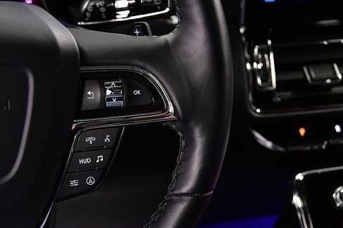 Used 2024 Lincoln Navigator L Reserve image 19