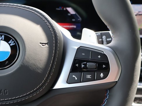 New 2026 BMW X7 M60i image 45