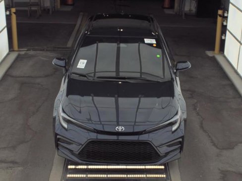 Used 2024 Toyota Corolla SE image 5