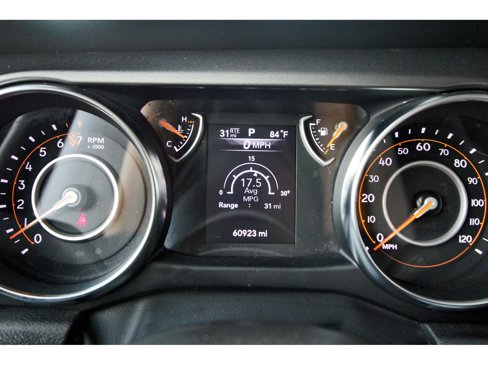 Used 2023 Jeep Gladiator Sport image 12