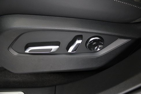 New 2025 Acura RDX w/ Technology Package image 26