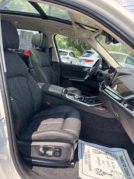 Used 2024 BMW X7 xDrive40i image 23
