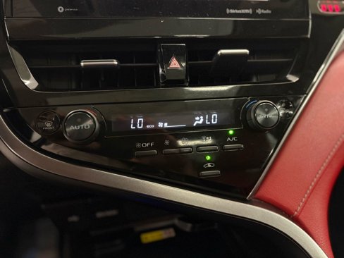 Used 2023 Toyota Camry XSE image 27