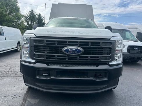 New 2025 Ford F550 4x4 Regular Cab Super Duty image 2