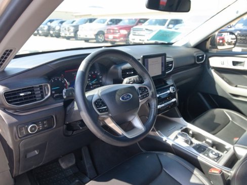 Used 2024 Ford Explorer Limited image 15