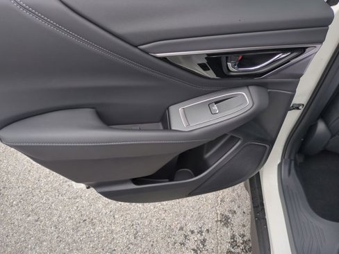 New 2025 Subaru Outback Limited image 29