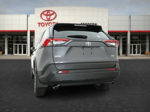 New 2025 Toyota RAV4 XLE image 5