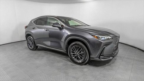 Used 2024 Lexus NX 250 FWD w/ Towing Package (2000 Lbs) image 11