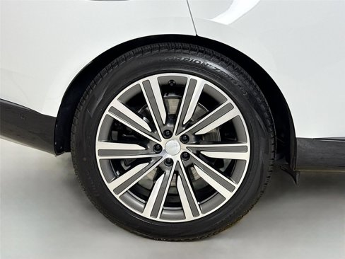 Used 2025 Land Rover Range Rover Autobiography image 35