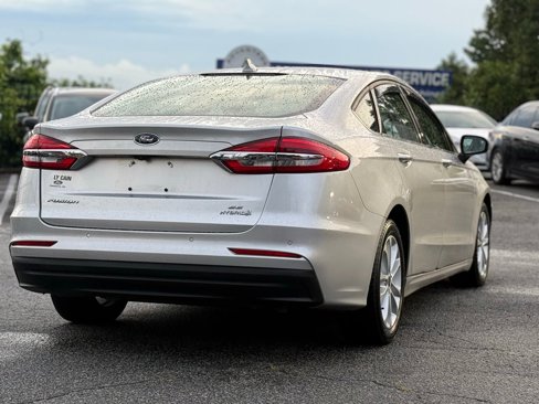 Used 2019 Ford Fusion SE image 5