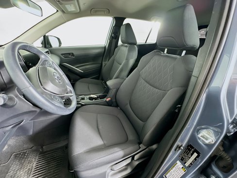 Used 2024 Toyota Corolla Cross LE image 13