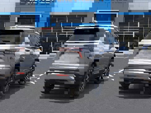 New 2026 Chevrolet Equinox LT w/ Convenience Package II image 4