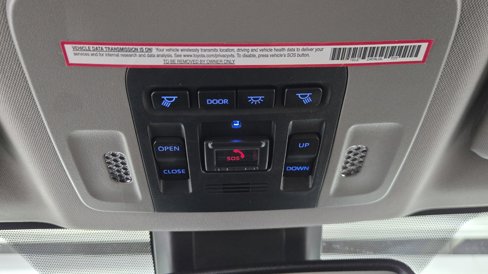 Used 2023 Toyota Camry SE image 21