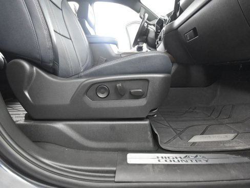 Used 2024 Chevrolet Silverado 1500 High Country image 52