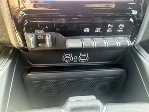 New 2025 RAM 3500 Big Horn image 24