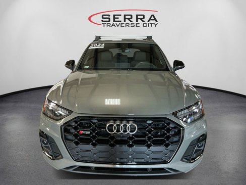 Certified 2024 Audi SQ5 Prestige image 2