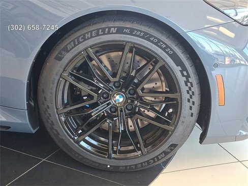 New 2026 BMW M5 w/ Carbon Package image 3