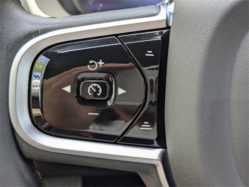 New 2026 Volvo XC90 B6 Plus w/ Protection Package Premier image 28