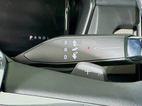 Used 2025 GMC Terrain Elevation image 25