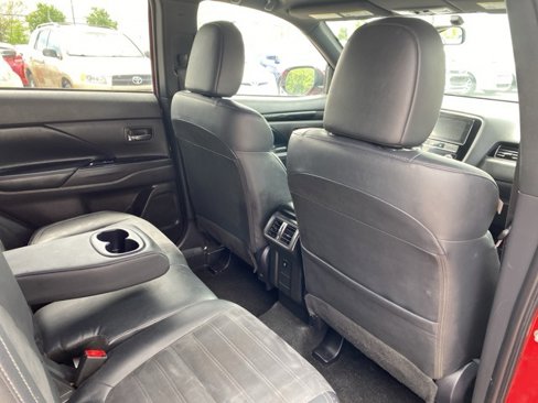 Used 2019 Mitsubishi Outlander SEL image 24