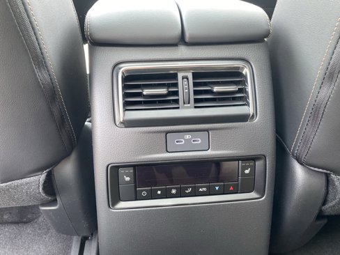 New 2025 MAZDA CX-70 3.3 Turbo w/ Premium Plus Pkg image 30