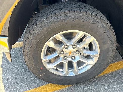 New 2026 Chevrolet Silverado 1500 LT w/ Z71 Off-Road Package image 7