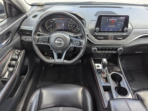 Used 2023 Nissan Altima 2.5 SR image 14