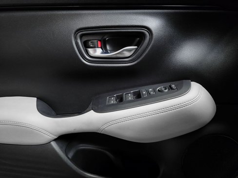 Certified 2024 Honda HR-V LX image 20