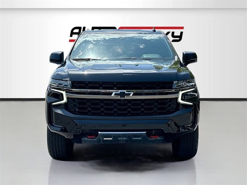 Used 2022 Chevrolet Tahoe Z71 w/ Luxury Package image 2