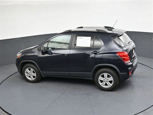Used 2021 Chevrolet Trax LT image 24