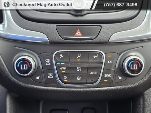 Used 2018 Chevrolet Equinox LT image 33