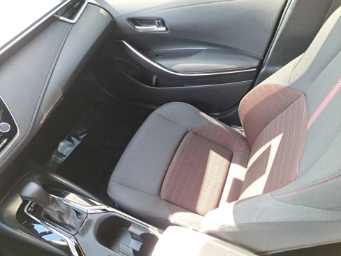 Used 2023 Toyota Corolla LE image 12