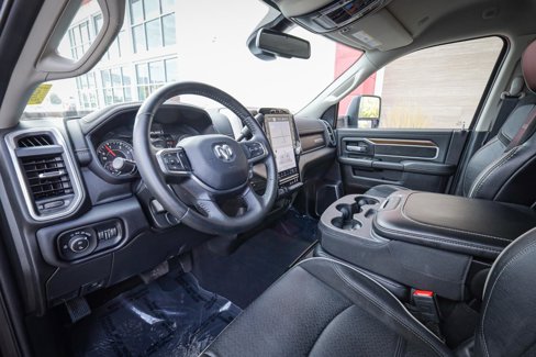 Used 2024 RAM 2500 Laramie image 10