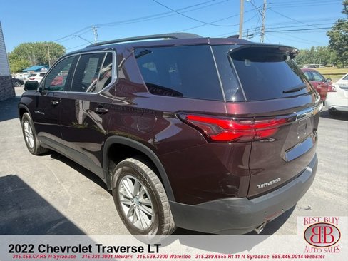 Used 2022 Chevrolet Traverse LT image 8
