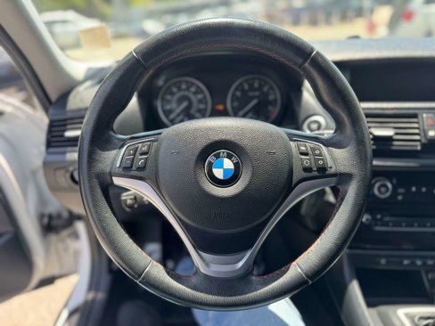 Used 2013 BMW X1 xDrive28i image 12