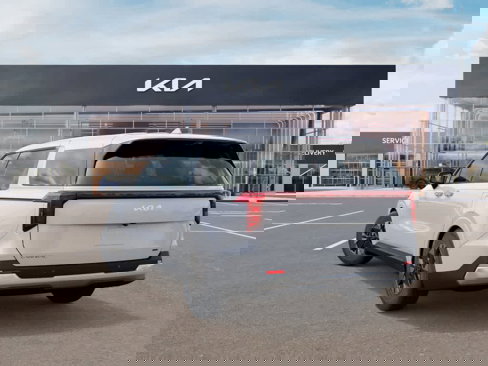 New 2026 Kia Carnival LXS image 4