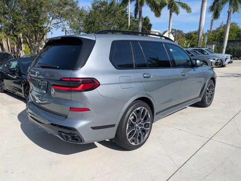 New 2026 BMW X7 M60i image 4