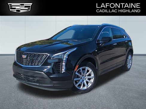 Certified 2023 Cadillac XT4 Luxury w/ Cold Weather Package image 1