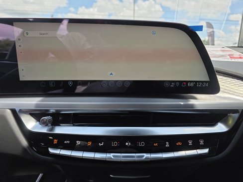 New 2026 Cadillac Lyriq V image 24