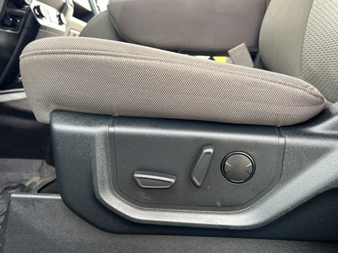 Used 2019 Ford F150 XLT w/ Equipment Group 302A Luxury image 18